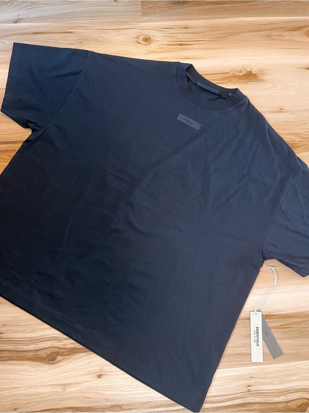 Fear Of God Essentials New Men’s Oversized XL Black Tee Shirt Rubber Logo NWT